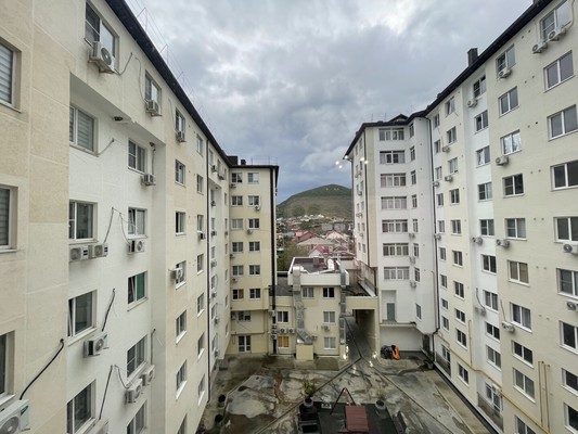 Продам двухкомнатную (2-комн.) квартиру, Шоссейная ул, 27к2, Мысхако с