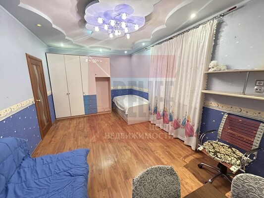 Продам трехкомнатную (3-комн.) квартиру, Ладушкина пер, 13, Калининград г