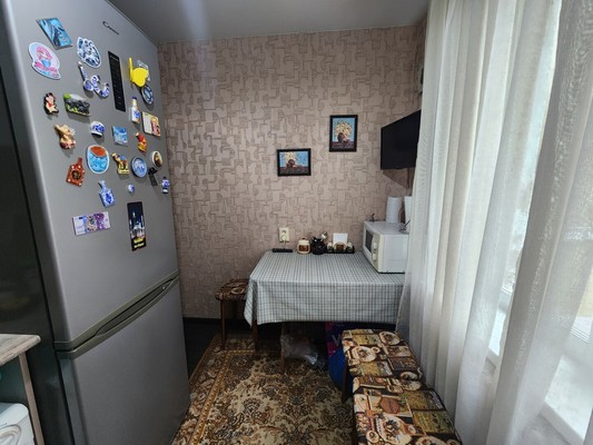 Продам двухкомнатную (2-комн.) квартиру, Парковая ул, 19, Казань г