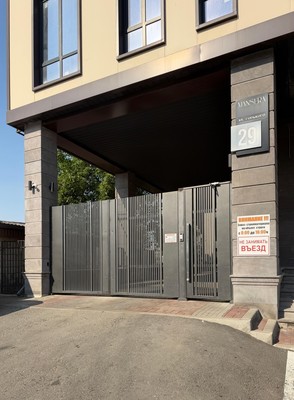 Продам двухкомнатную (2-комн.) квартиру, Горького ул, 29, Нальчик г