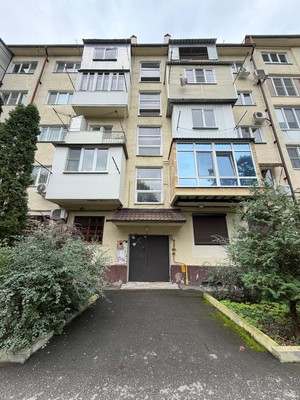 Продам трехкомнатную (3-комн.) квартиру, Шортанова ул, 3, Нальчик г