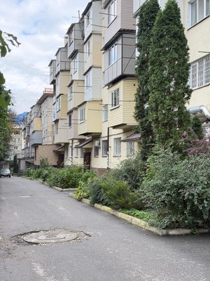 Продам трехкомнатную (3-комн.) квартиру, Шортанова ул, 3, Нальчик г