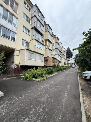 Продам трехкомнатную (3-комн.) квартиру, Шортанова ул, 3, Нальчик г
