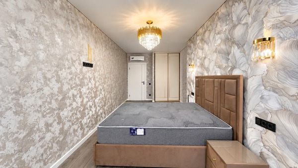 Продам трехкомнатную (3-комн.) квартиру, Береговая ул, 73, Ростов-на-Дону г