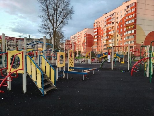 Продам однокомнатную (1-комн.) квартиру, Большая Санкт-Петербургская ул, 106к5, Великий Новгород г