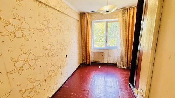 Продам двухкомнатную (2-комн.) квартиру, Науки пр-кт, 28А, Санкт-Петербург г