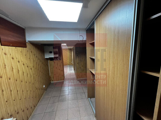 Продам коммерческое помещение 89,9 м2, Береговая ул, 40, Калининград г