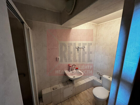 Продам коммерческое помещение 89,9 м2, Береговая ул, 40, Калининград г