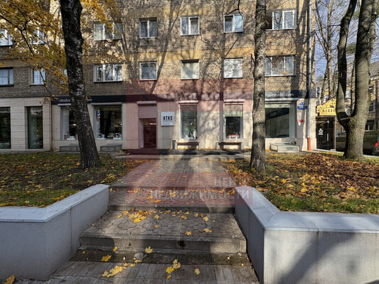 Продам коммерческое помещение 136 м2, Чайковского ул, 4, Калининград г