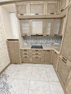 Продам двухкомнатную (2-комн.) квартиру, Гарибальди ул, 11, Москва г