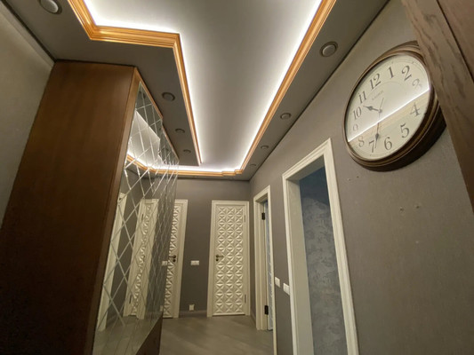 Продам двухкомнатную (2-комн.) квартиру, Гарибальди ул, 11, Москва г