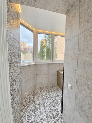 Продам двухкомнатную (2-комн.) квартиру, Гарибальди ул, 11, Москва г