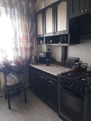 Продам трехкомнатную (3-комн.) квартиру, Строителей пр-кт, 8в, Волгодонск г