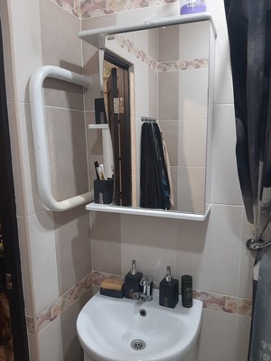 Продам трехкомнатную (3-комн.) квартиру, Строителей пр-кт, 8в, Волгодонск г