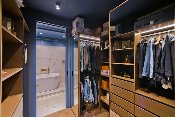 Продам трехкомнатную (3-комн.) квартиру, Севастопольский пр-кт, 22кА, Москва г