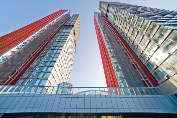 Продам трехкомнатную (3-комн.) квартиру, Севастопольский пр-кт, 22кА, Москва г
