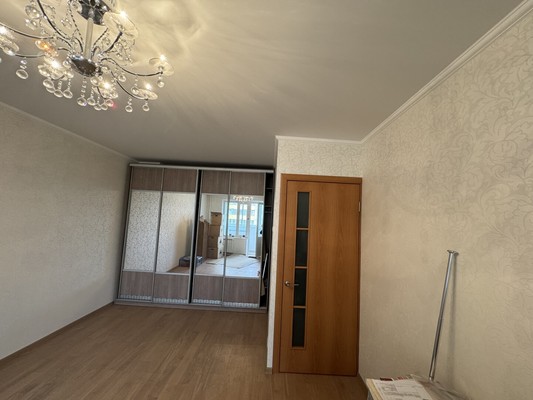 Продам однокомнатную (1-комн.) квартиру, Халтуринская ул, 14к1, Москва г