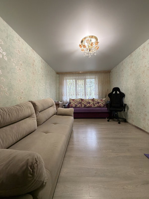 Продам трехкомнатную (3-комн.) квартиру, Лукина ул, 1А, Казань г