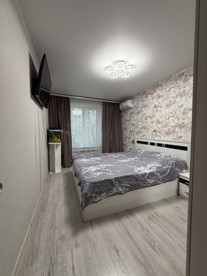 Продам трехкомнатную (3-комн.) квартиру, Лукина ул, 1А, Казань г