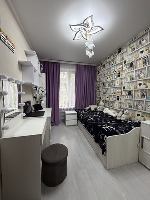 Продам трехкомнатную (3-комн.) квартиру, Лукина ул, 1А, Казань г