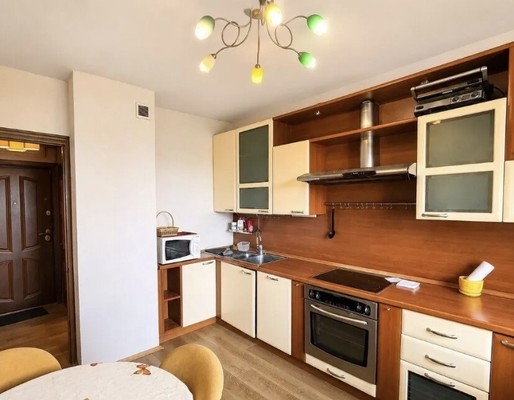 Продам многокомнатную квартиру, 3-я Радиаторская ул, 5к2, Москва г