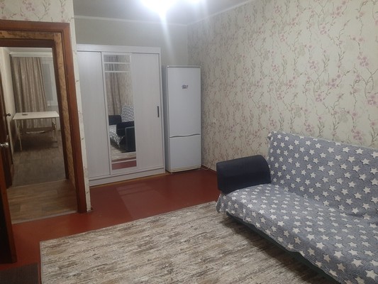 Сдам двухкомнатную (2-комн.) квартиру, 8 Марта ул, 26, Липецк г