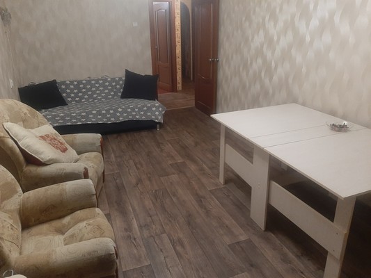 Сдам двухкомнатную (2-комн.) квартиру, 8 Марта ул, 26, Липецк г