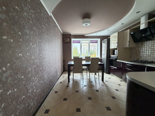 Продам двухкомнатную (2-комн.) квартиру, Романа Брянского ул, 6, Брянск г
