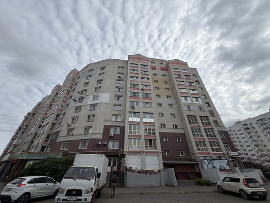 Продам двухкомнатную (2-комн.) квартиру, Романа Брянского ул, 6, Брянск г