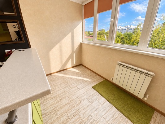 Продам двухкомнатную (2-комн.) квартиру, Ленинградская ул, 230, Тихорецк г