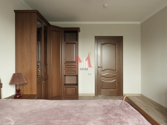 Продам многокомнатную квартиру, Маршала Захарова ул, 16к1 литера А, Санкт-Петербург г