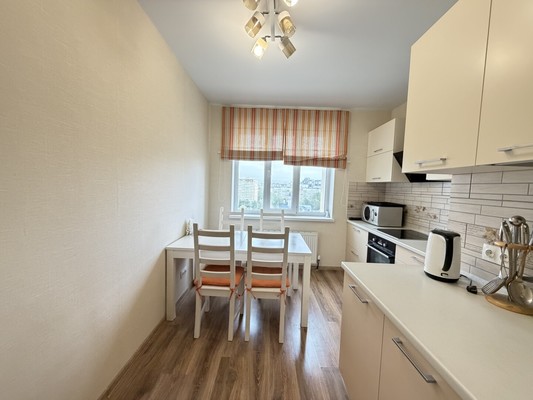 Продам двухкомнатную (2-комн.) квартиру, Профессора Камая ул, 10к1, Казань г