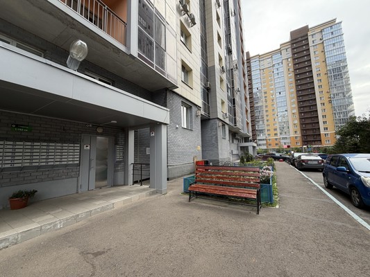 Продам двухкомнатную (2-комн.) квартиру, Профессора Камая ул, 10к1, Казань г