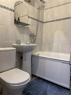 Продам однокомнатную (1-комн.) квартиру, Новая ул, 4, Троицк г