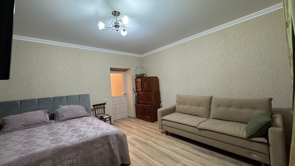Продам однокомнатную (1-комн.) квартиру, Гагиш ул, 21, Эльбрус с