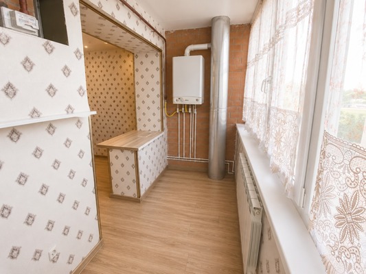 Продам двухкомнатную (2-комн.) квартиру, Калинина ул, 88, Тихорецк г