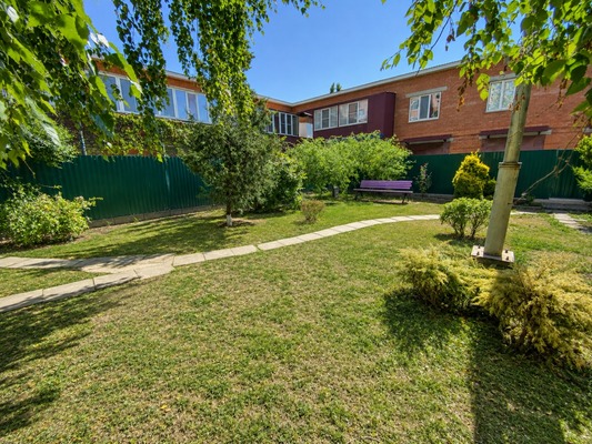 Продам двухкомнатную (2-комн.) квартиру, Калинина ул, 88, Тихорецк г