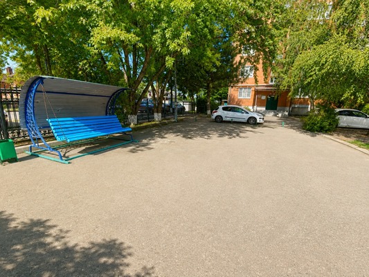 Продам двухкомнатную (2-комн.) квартиру, Калинина ул, 88, Тихорецк г