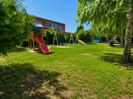 Продам двухкомнатную (2-комн.) квартиру, Калинина ул, 88, Тихорецк г