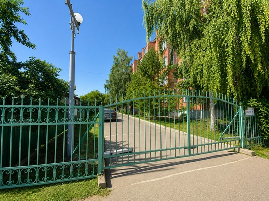 Продам двухкомнатную (2-комн.) квартиру, Калинина ул, 88, Тихорецк г
