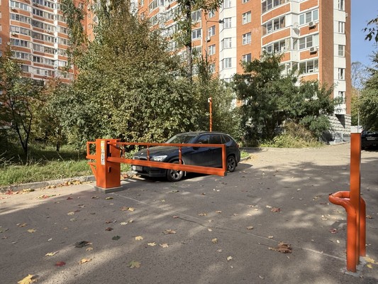 Продам трехкомнатную (3-комн.) квартиру, Ивовая ул, 6к2, Москва г