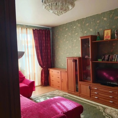 Продам двухкомнатную (2-комн.) квартиру, Коминтерна ул, 51, Нижний Тагил г
