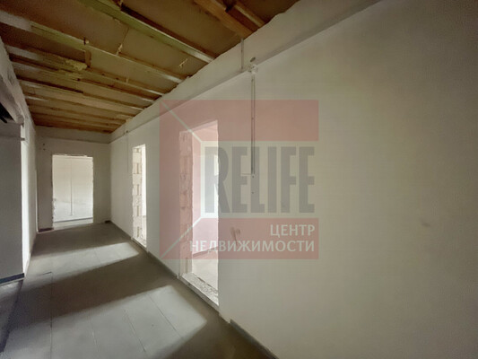 Продам коммерческое помещение 1 185 м2, 19-й (ПГК Лада тер) ряд, к 1, Калининград г