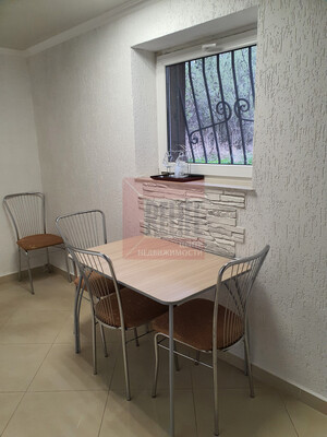 Продам коммерческое помещение 103,7 м2, Генерала Раевского ул, 11, Калининград г