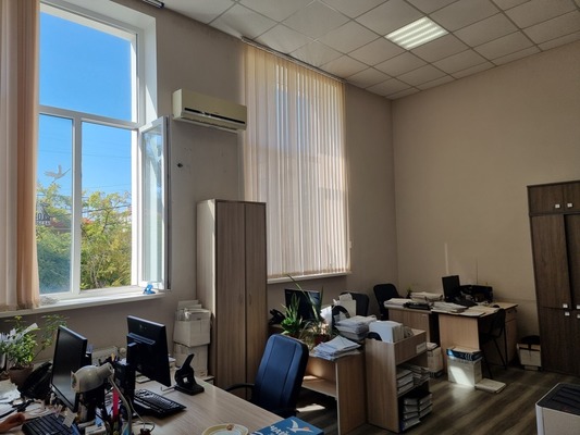 Сдам офисное помещение 2 388 м2, Льва Толстого ул, 35, Севастополь г