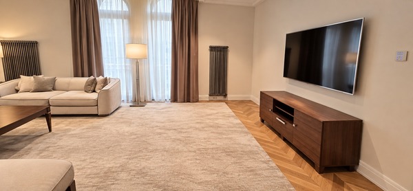 Продам двухкомнатную (2-комн.) квартиру, Охотный Ряд ул, 2, Москва г