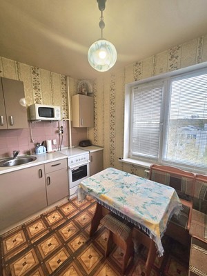 Продам однокомнатную (1-комн.) квартиру, Комарова ул, 17, Зеленодольск г