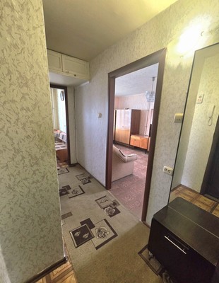 Продам однокомнатную (1-комн.) квартиру, Комарова ул, 17, Зеленодольск г