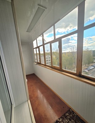 Продам однокомнатную (1-комн.) квартиру, Комарова ул, 17, Зеленодольск г