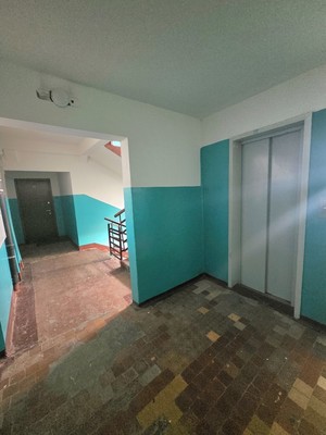 Продам однокомнатную (1-комн.) квартиру, Комарова ул, 17, Зеленодольск г